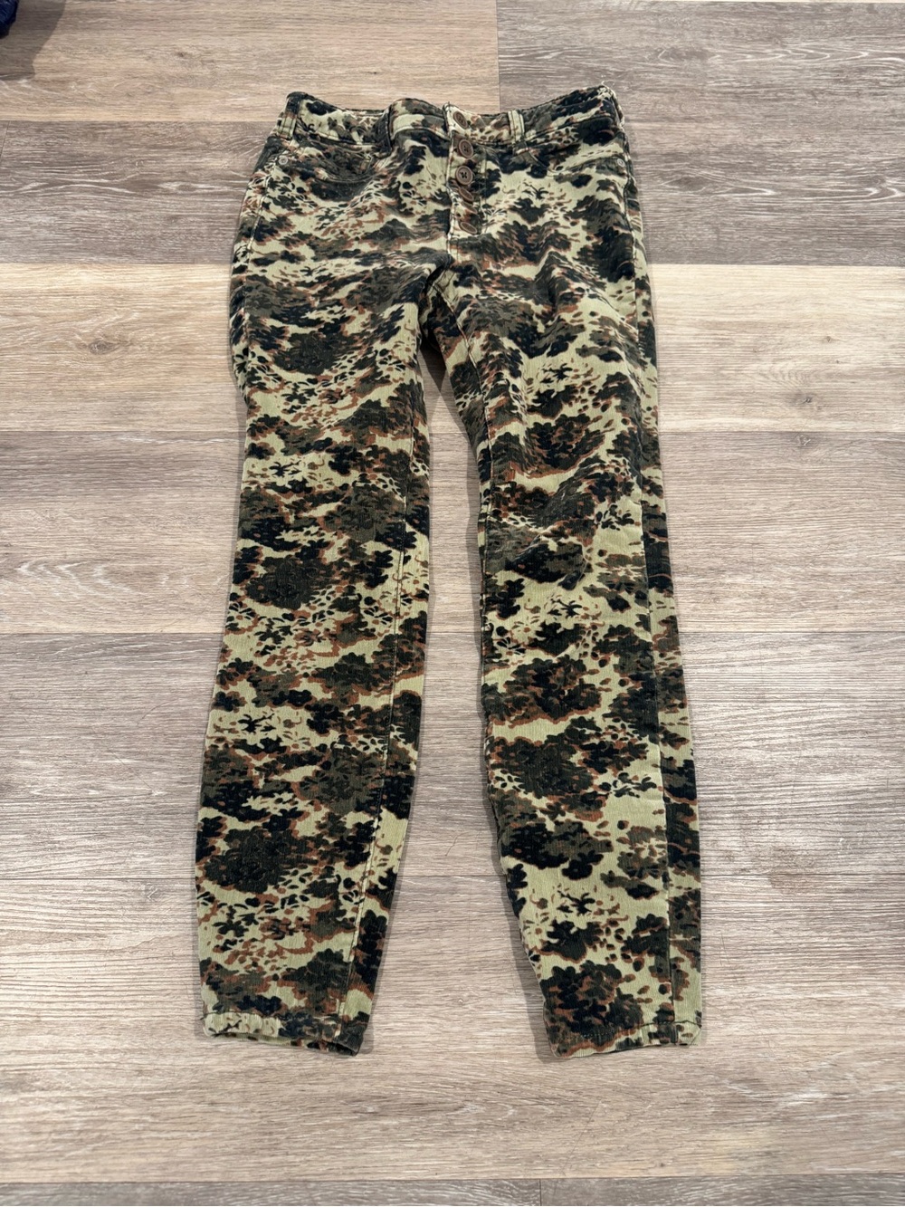 Anthropologie Pilcro high-rise skinny camo corduroy pants w/ texture - Picture 1 of 10